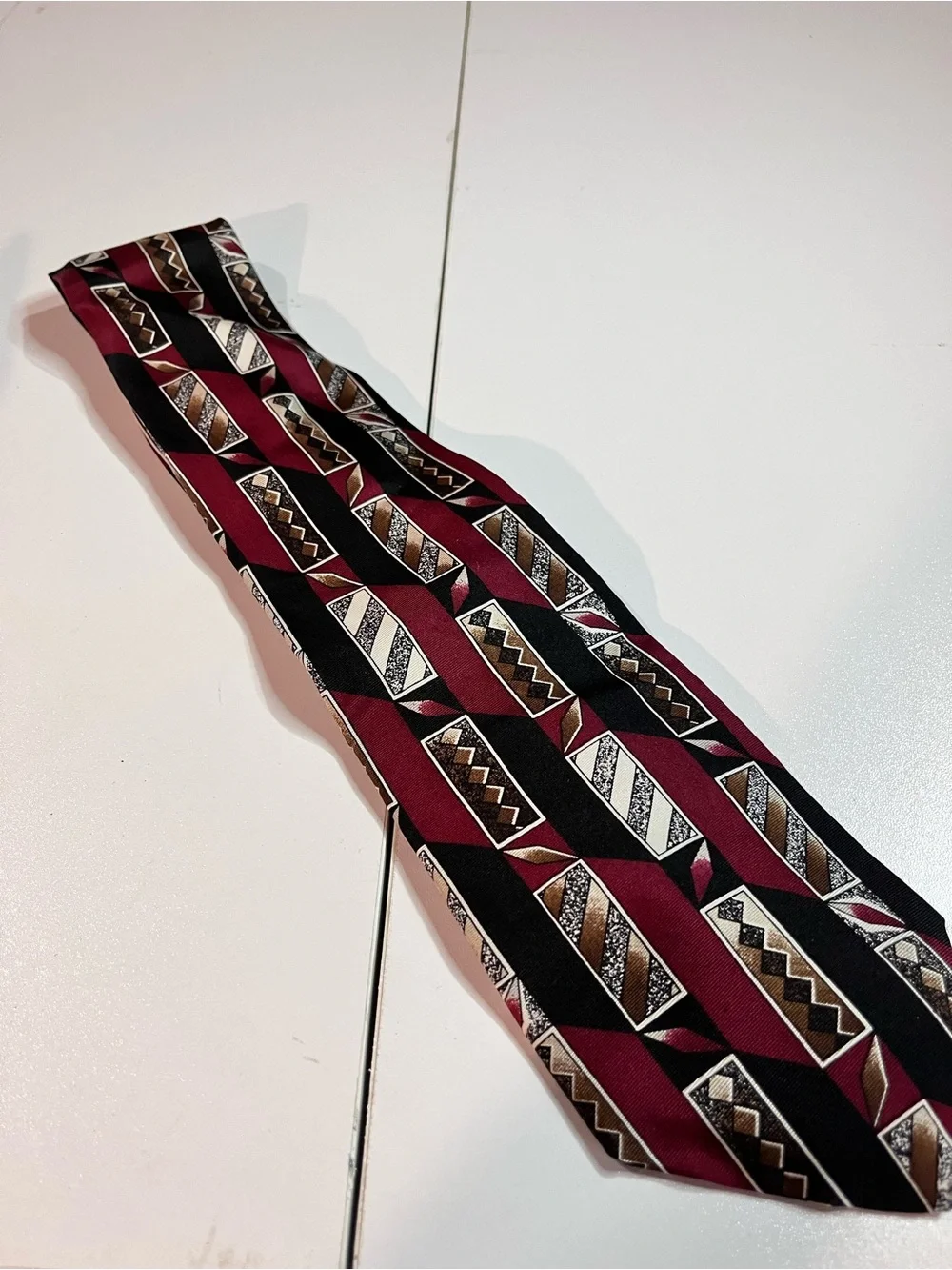 Boston Harbor Men's Geometric Pattern Burgundy and Black Tie